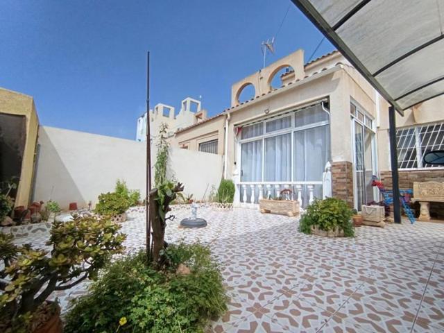 Adosada en venta en Torrevieja, La Siesta - El Salado - Torreta photo 0