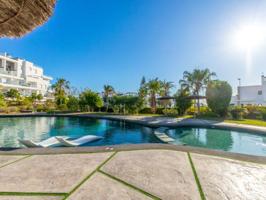 Apartamento en venta en Torrevieja photo 0