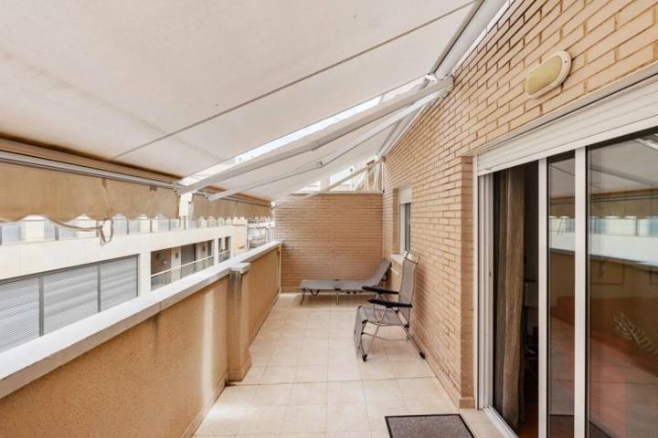 Apartamento en venta en Torrevieja photo 0