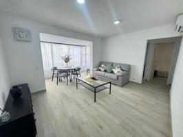 Apartamento en venta en Benidorm, Levante photo 0