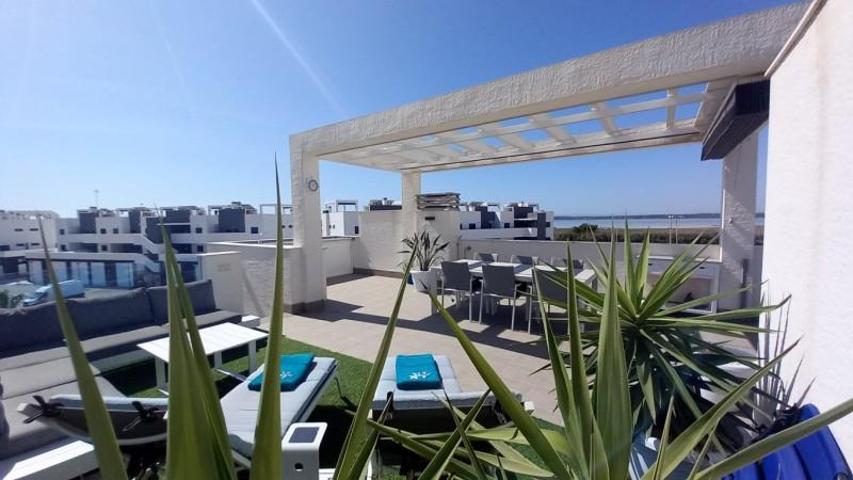 Apartamento en venta en Guardamar del Segura photo 0