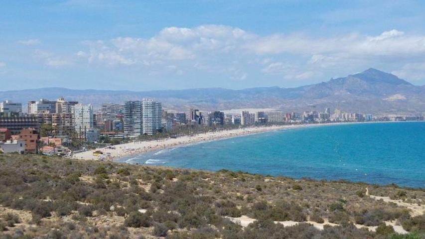 Apartamento en venta en San Juan, Franc Espinós photo 0