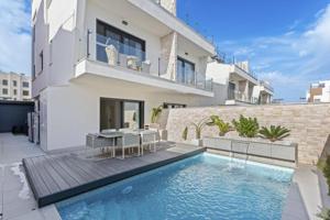 Bungalow en venta en Guardamar del Segura, Calle Callosa, 03140 photo 0