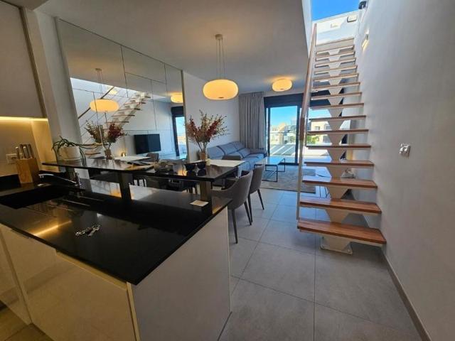 Apartamento en venta en Orihuela photo 0