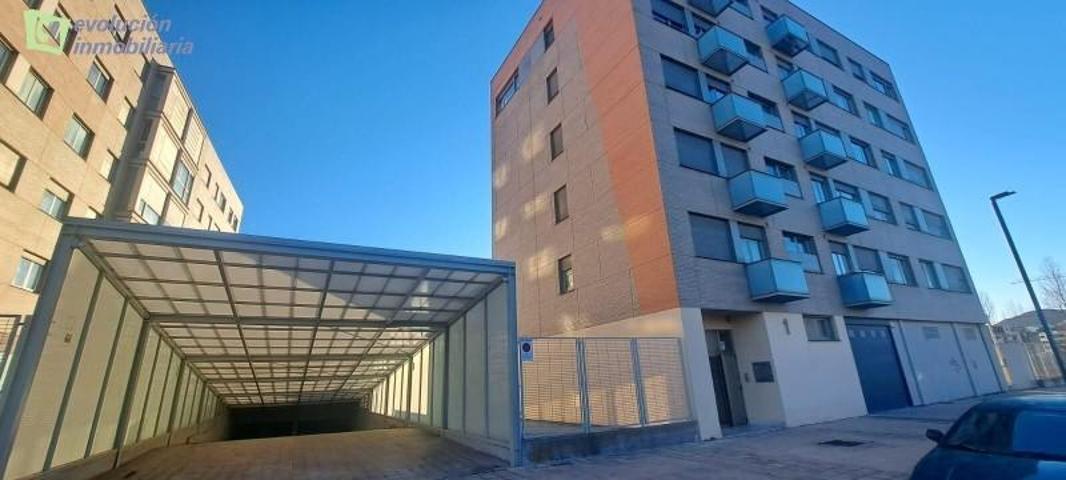 Garaje en venta en Burgos, Fuentecillas photo 0