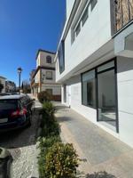 Local comercial en venta en Zubia, Área de Granada photo 0