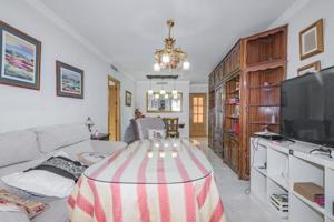 Piso en venta en Zubia, Centro photo 0