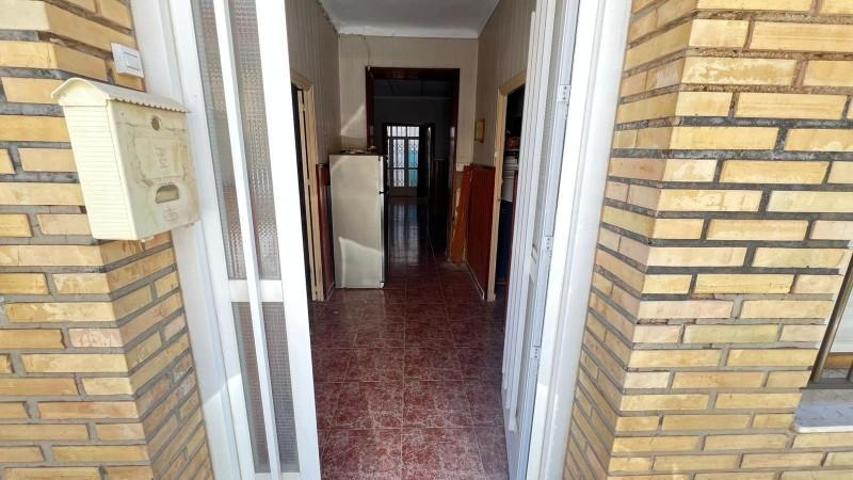Apartamento en venta en Torrevieja photo 0