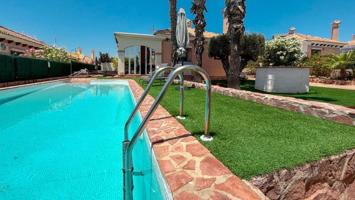 Chalet en venta en San Fulgencio, Calle Berna, 03177 photo 0