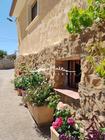 Chalet en venta en La Nucia, El Tossal-Bello Horizonte photo 0