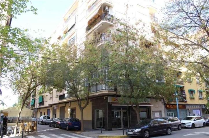 Local comercial en venta en Xàtiva, La Costera photo 0
