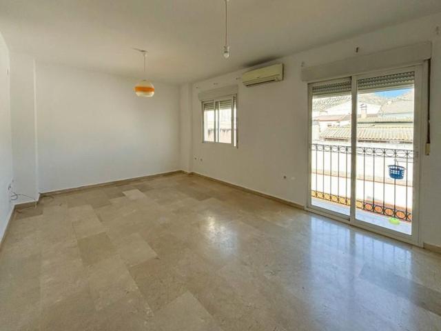 Piso en venta en Atarfe, Zona iliberis photo 0