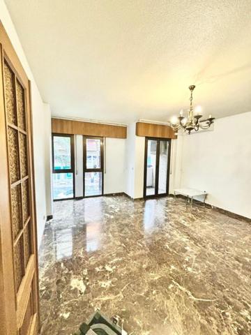 Piso en venta en Alicante, L'Alacantí photo 0