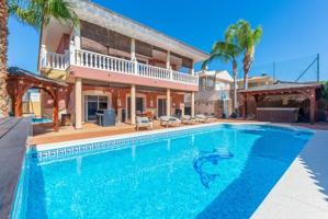 Chalet en venta en Busot photo 0