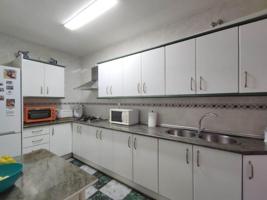Piso en venta en Fuente Vaqueros, Fuente Vaqueros photo 0