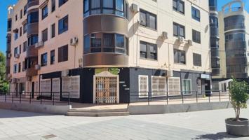 Local comercial en venta en Bigastro, CENTRO photo 0