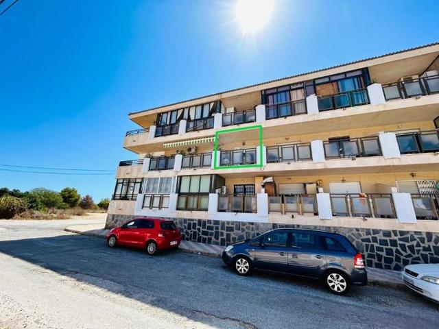 Apartamento en venta en Torrevieja photo 0
