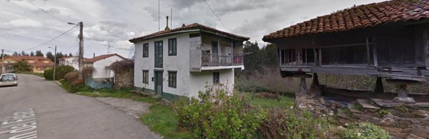 Casa con terreno en venta en Cudillero, Área de Avilés photo 0
