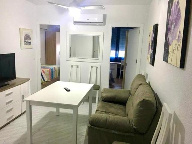 Piso en venta en Córdoba, Av. Barcelona - Viñuela - Rescatado photo 0