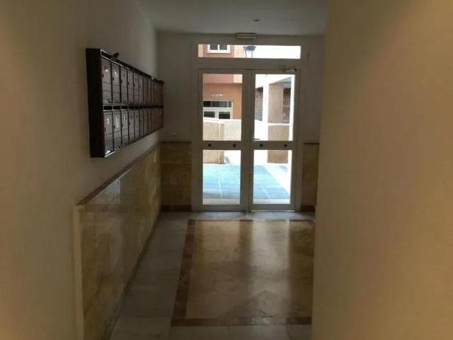 Apartamento en venta en Estepona, Estepona photo 0