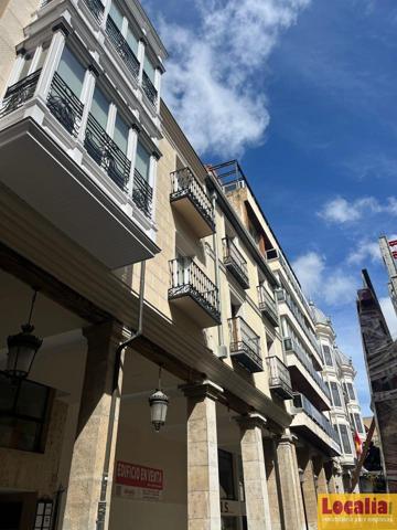 Edificio en venta en Palencia, Calle Mayor Principal, 58, 34001 photo 0