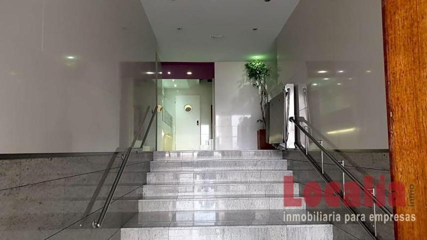 Oficina en venta en Santander photo 0