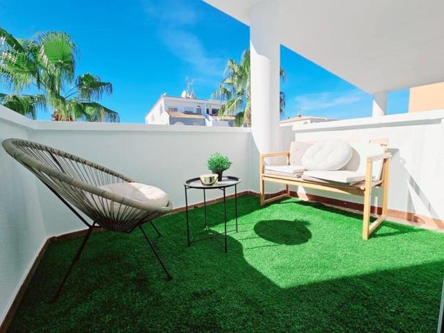 Apartamento en venta en Orihuela Costa photo 0