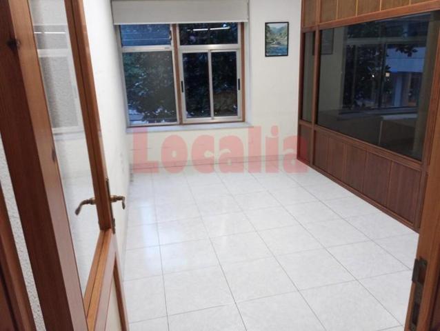 Oficina en alquiler en Torrelavega, Bulevar Luciano Demetrio Herrero, 39300 photo 0