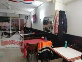 Local comercial en venta en Barcelona, La Verneda i la Pau photo 0