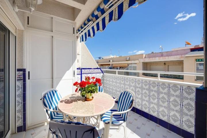 Piso en venta en Torrevieja, Baix Segura photo 0