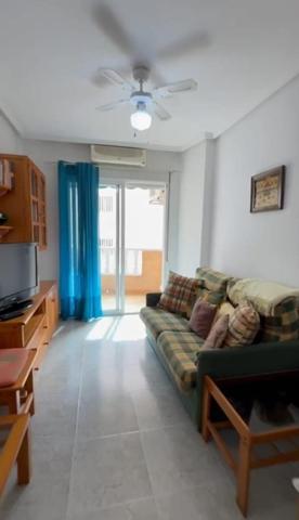 Apartamento en venta en Torrevieja photo 0