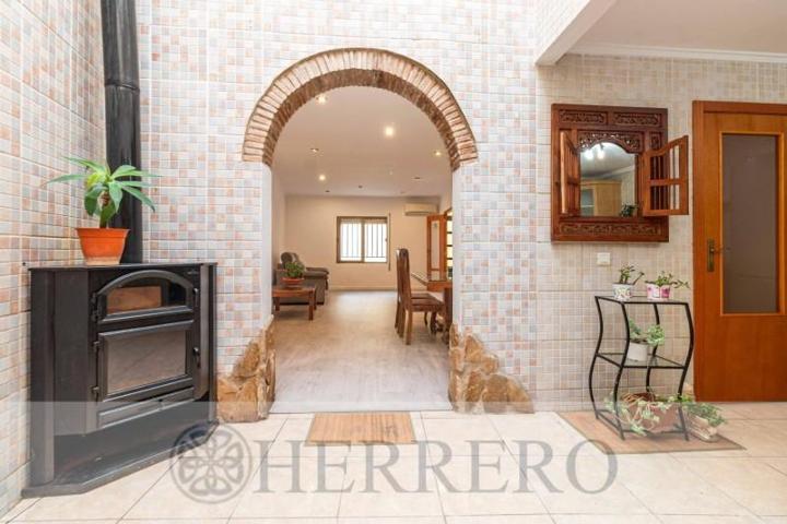 Casa en venta en La Font d'En Carros, Comunidad valenciana photo 0