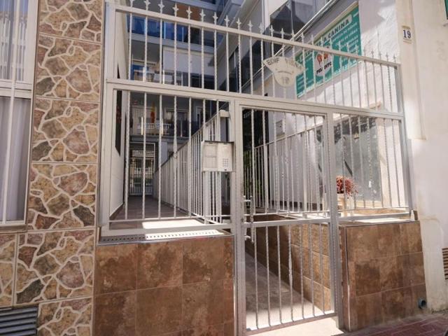 Apartamento en venta en Torrevieja, Centro photo 0