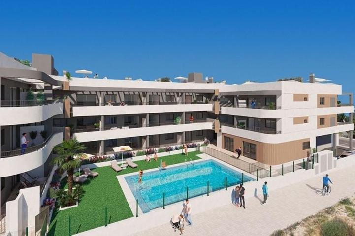 Apartamento en venta en Pilar de la Horadada, RioMar photo 0