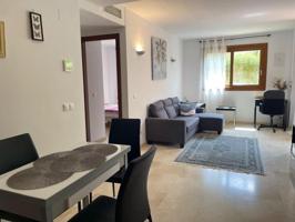 Apartamento en venta en Torrevieja, Punta prima photo 0