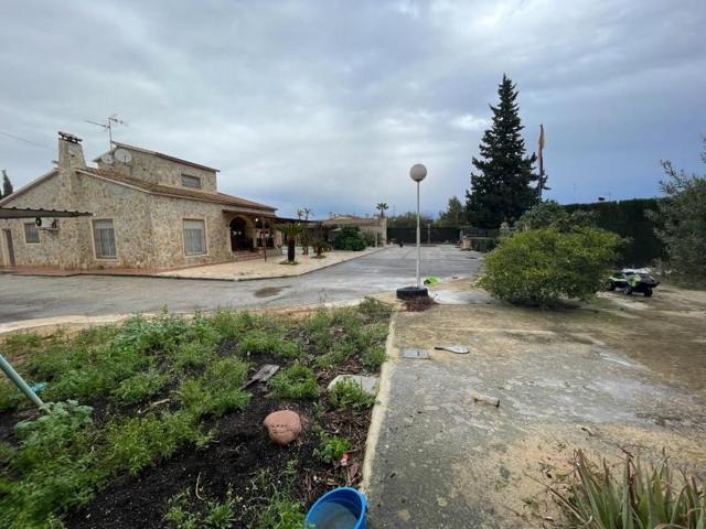 Chalet en venta en Elche photo 0