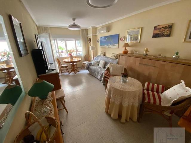 Apartamento en venta en Torrevieja, Playa del cura photo 0