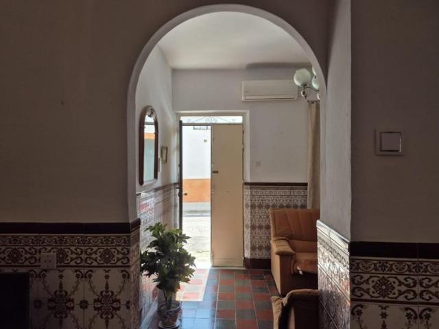 Adosada en venta en Camas, Andalucia photo 0