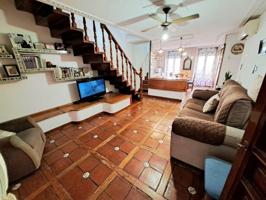 Casa en venta en Alzira, Plaza Dolz photo 0