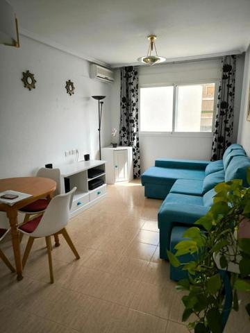 Apartamento en venta en Torrevieja photo 0