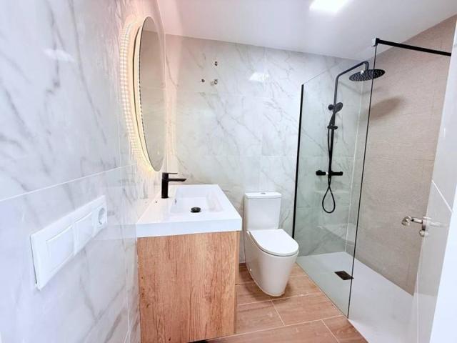 Apartamento en venta en Torrevieja photo 0