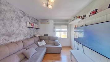 Piso en venta en Málaga, Cruz de Humilladero- Paseo de los Tilos photo 0
