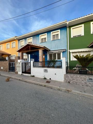 Adosada en venta en Orihuela photo 0