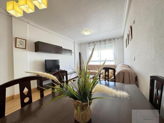 Apartamento en venta en Torrevieja, Torrevieja photo 0
