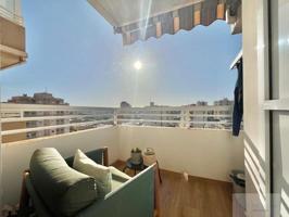 Apartamento en venta en Torrevieja, Calas blanca photo 0