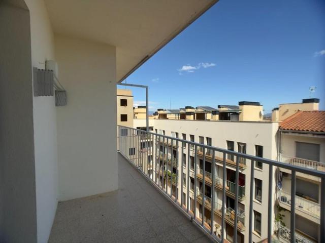 Piso en venta en Figueres, Centre photo 0