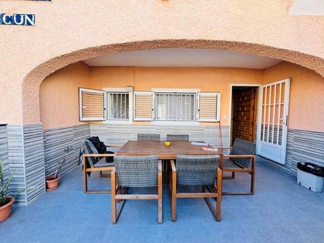 Adosada en venta en Torrevieja, La Mata photo 0