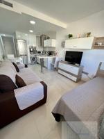 Apartamento en venta en Torrevieja, Calas blanca photo 0
