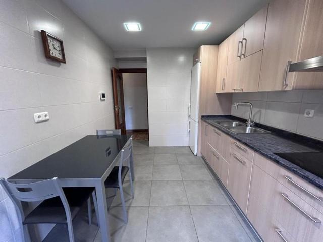 Piso en venta en Ansoáin - Antsoain, Calle Lapurbide, 31013 photo 0