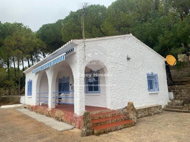 Casa con terreno en venta en Pedreguer photo 0
